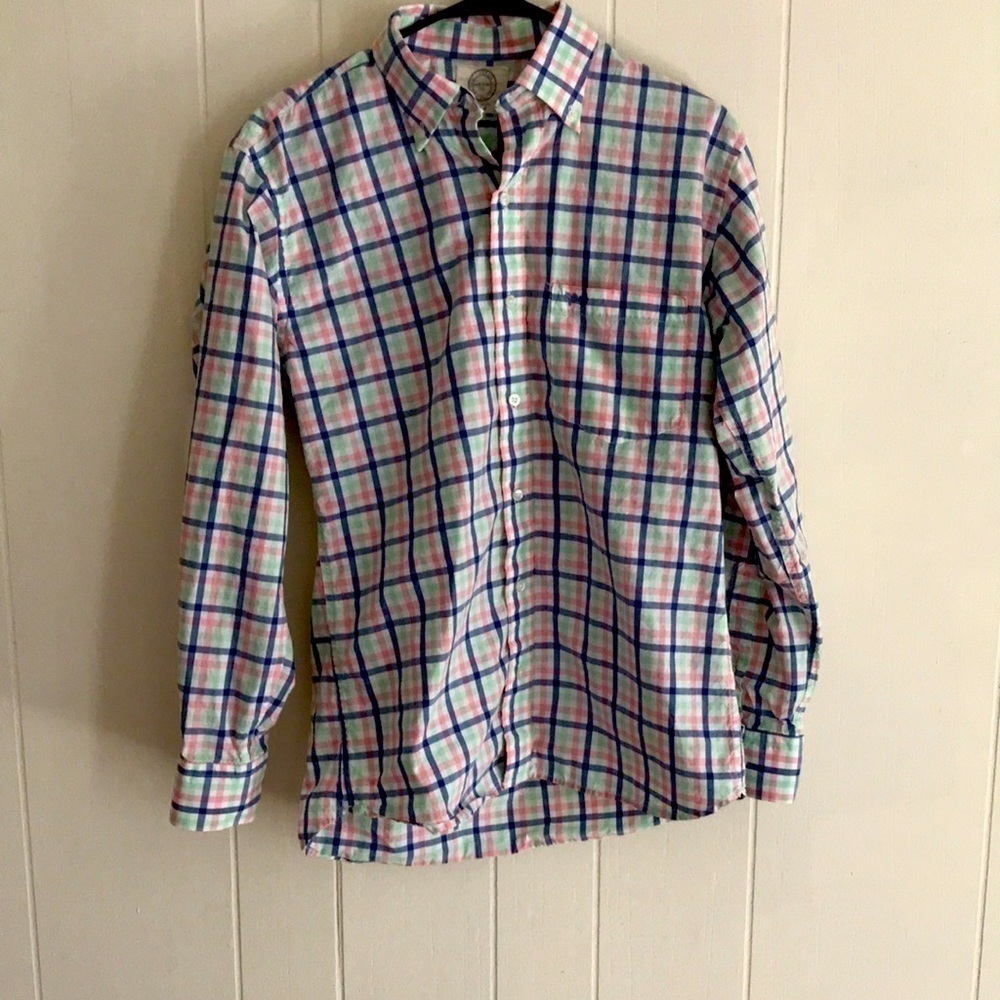 Coastal cotton clothing long sleeve button down Men’s size Small made in the USA